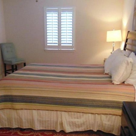 W2 Ocean Walk Resort Upstairs 2 Bed King And Two Twins Next To Back Pool St. Simons Island Exteriör bild