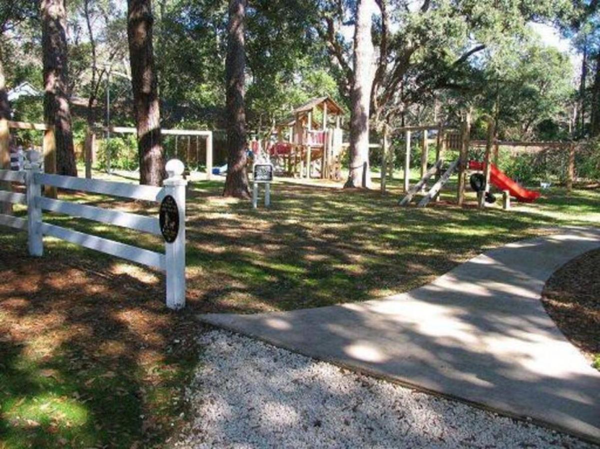 W2 Ocean Walk Resort Upstairs 2 Bed King And Two Twins Next To Back Pool St. Simons Island Exteriör bild